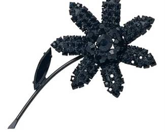 Lot 122   4 Bid(s)
Vintage Black Glass Rhinestone Set Flower Brooch