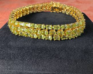 Sterling (.925) bracelet (approx. 7") Jewelry Lot#68 with gold finish
