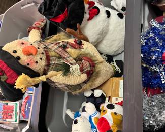 Oversize 'mystery' tote of holiday decor #19 Large plush decorations