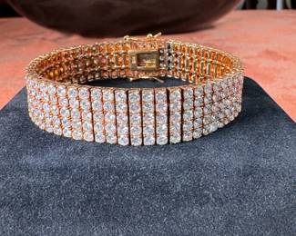 Sterling (.925) bracelet (approx. 7") Jewelry Lot#62 with gold finish
