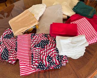 Box Lot#12 Variety of table linens, gold and patriotic