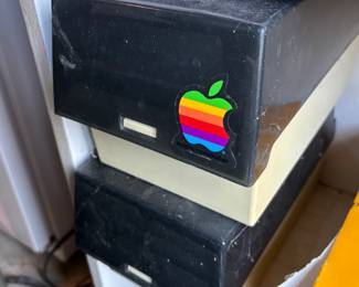 Vintage apple / Mac disks