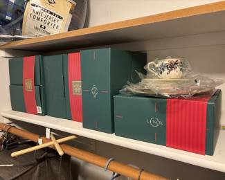 Lenox Christmas dishes, 4 place settings. New in boxes, perfect for a Christmas gift!