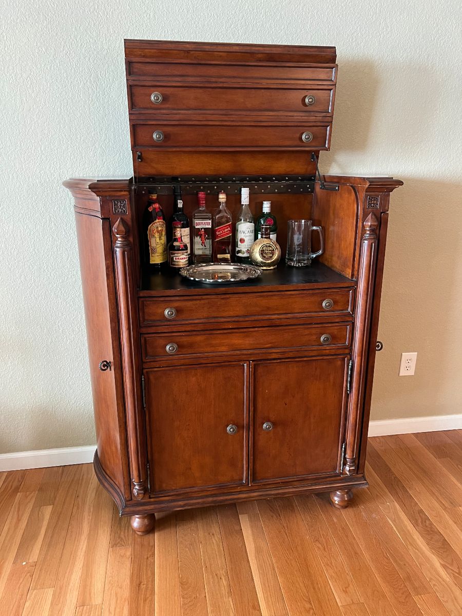 ANTHEM ESTATE SALE in Broomfield, CO starts on 12/15/2023