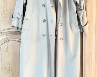 Vintage Burberrys Trench with Liner. Photo 1 of 2.