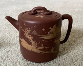Vintage Chinese Tea Pots - Photo 4 of 5.