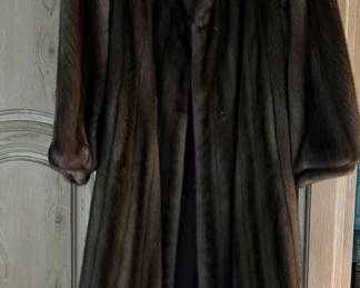Vintage Thomas E. McElroy Size M Full Length Mink Coat. Photo 1 of 2.
