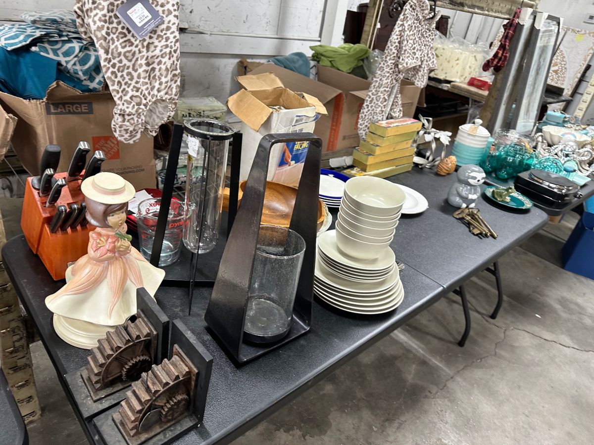 MASSIVE SALE IN ALPHARETTA WAREHOUSE! 4... starts on 12/16/2023