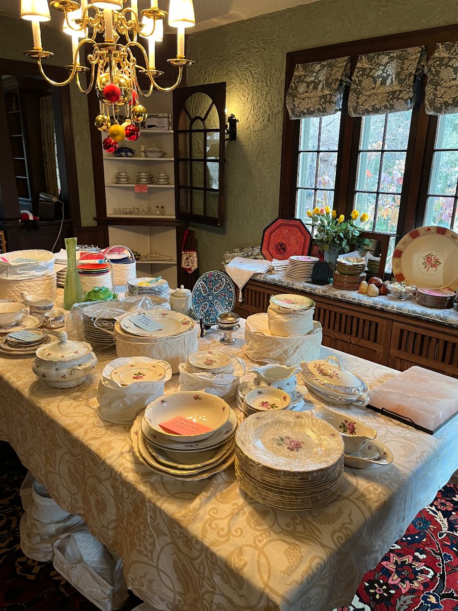Wilmette Estate Sale starts on 1/5/2024