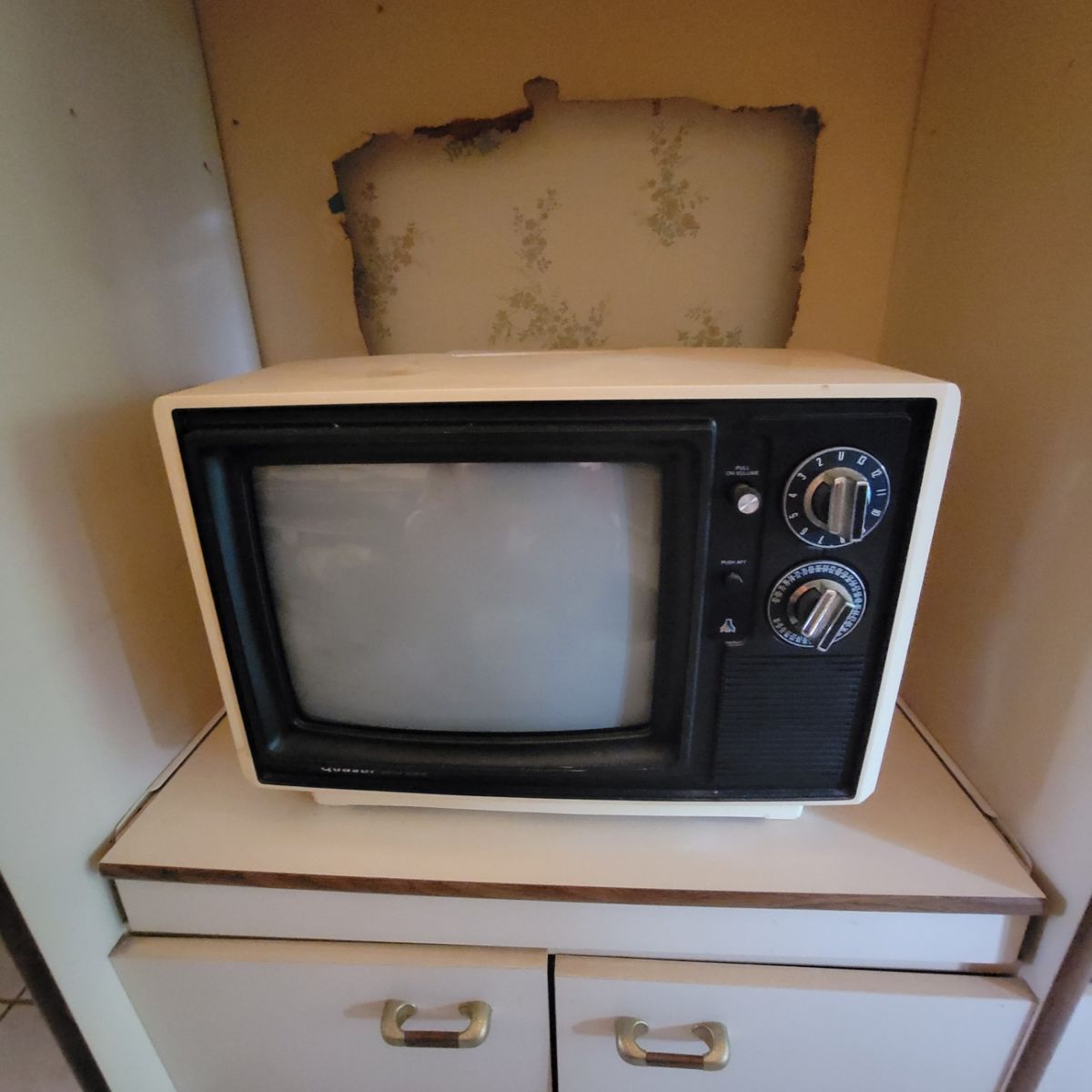 Next Chapter Estate Sells in Sebastian, FL starts on 12/30/2023