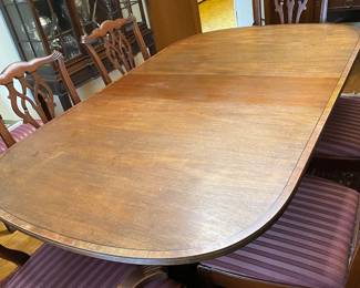 Oval Dining Table with 6 Chippendale Dining Chairs