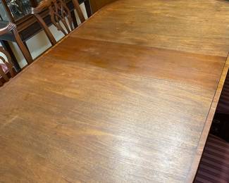 Oval Dining Table with 6 Chippendale Dining Chairs