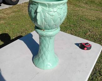 Several nice vintage McCoy Jardinieres & Pedestals