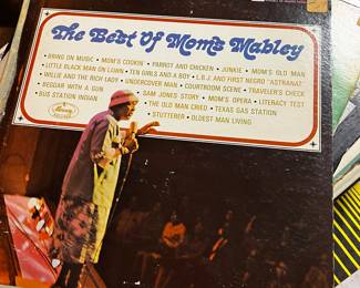 SOLD 250+ Record collection, $5 each. R&B, Soul, Funk, Stand-up, Jazz, Indie
Collection:  $850, selling at $5 =$1275 value. 
