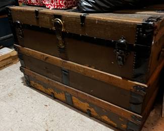 Extra large trunk-$75