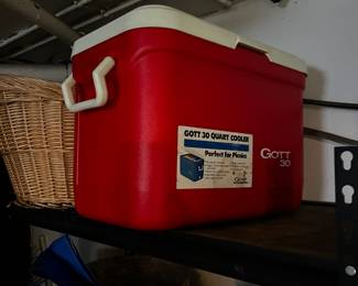 Gott cooler- $10