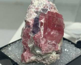 Rhodochrosite, Quartz - Sweet Home Mine Colo.