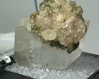 Uvite on Magnesite - Brumado Bahia Brazil