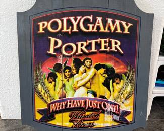 FTH325- Wooden Wall Hanging