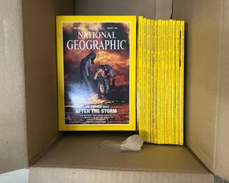 FTH055- Assorted National Geographic Magazines 