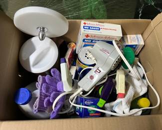 FTH351 Box Of Cleaning Supplies 