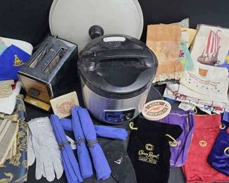 FTH076 - Rice Cooker, Toaster And More