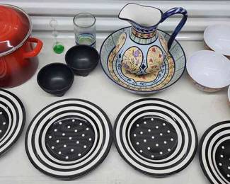 FTH487 - Assorted Kitchenware