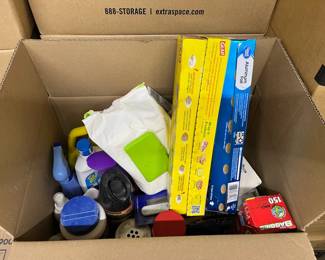 FTH110 Various Cleaning & Pet Supplies 