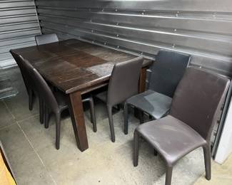 FTH477- Rustic Table With Leaf & 6 Leather Like Chairs
