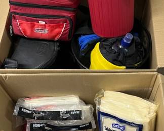 FTH490 Mystery Box Of Household Goods 