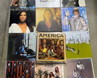 FTH239 Various Vintage Vinyl Records 