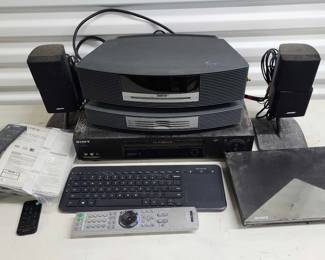 FTH514 - Home Mixed-Media Components Lot