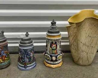 FTH255 German Steins & Glass Vase