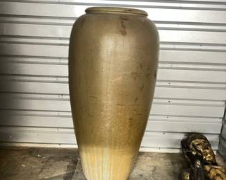 FTH304- Large Garden/Patio Planter Pot