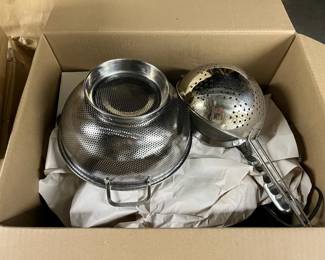 FTH196 Waring Commercial Belgian Waffle Maker, Panasonic Rice Cooker & More!