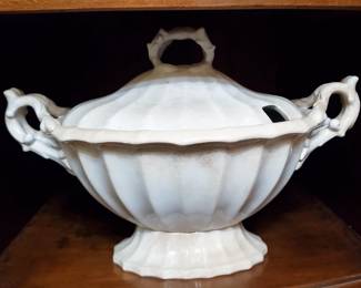 White Ironstone John Wedgwood Fluted Pearl Tureen 1841-1860