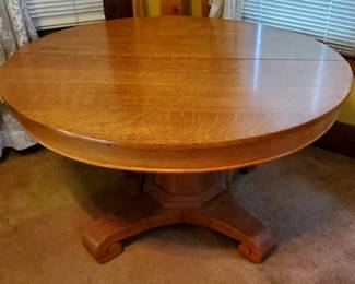 1940s Mission Oak Pedestal Dining Table
