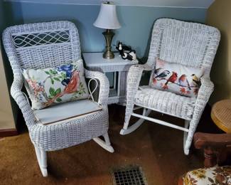 White wicker rockers