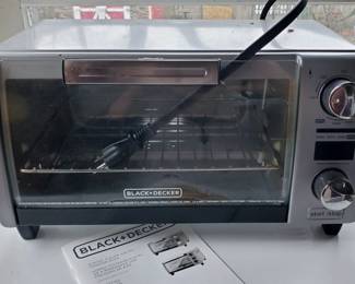 Black & Decker digital 4 slice air fry / toaster oven