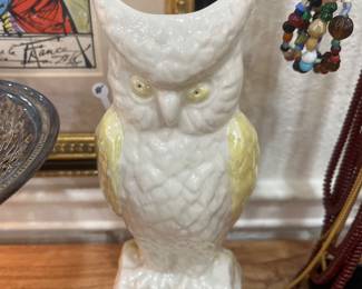 Vase Baleek Owl