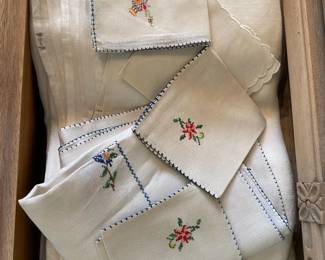 Elegant Linen Mystery