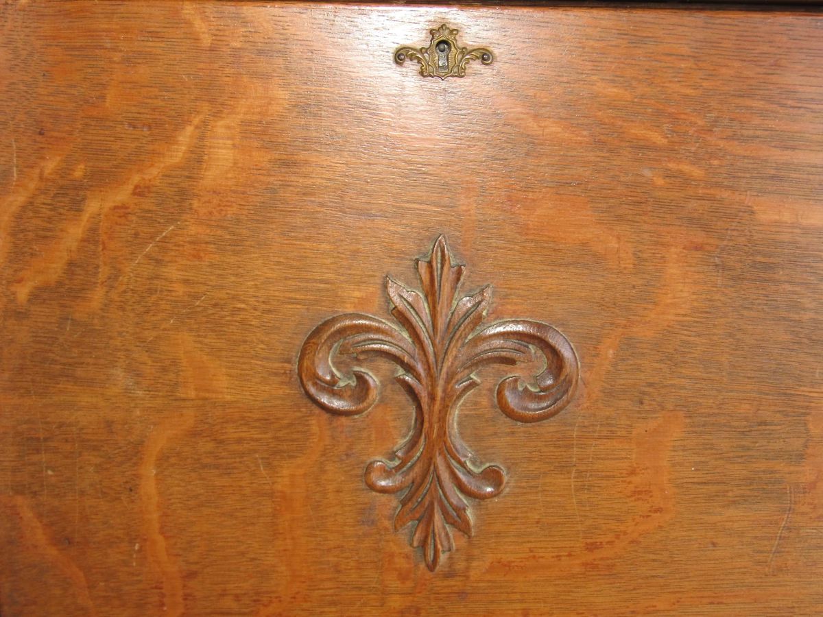 Deceased Estate Furniture,Sterling,Jewelry,Pocket... starts on 12/14/2023