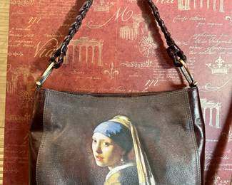 Icon Leather Purse