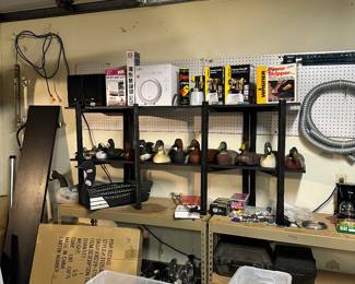 Garage items, Ducks (some decoys)