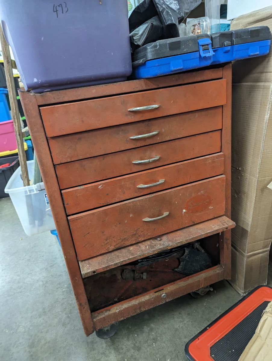 Sunday December 17 Estate Auction in Sparta, TN starts on 12/17/2023