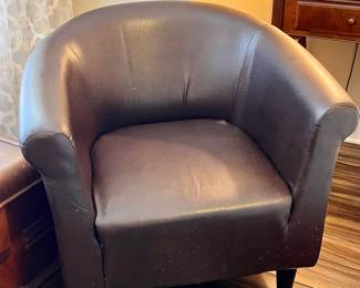 Faux leather barrel style chair