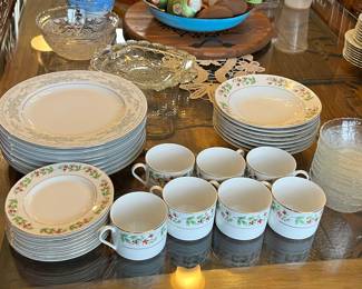Vintage Gibson Holiday Holly Berry Christmas China Set