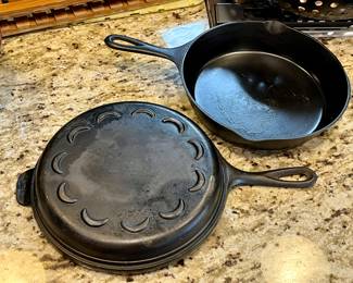 Lodge 1930’s Crescent Moon Skillet