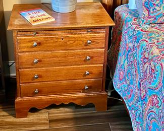 Matching oak night stand