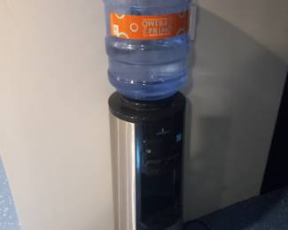 Water cooler